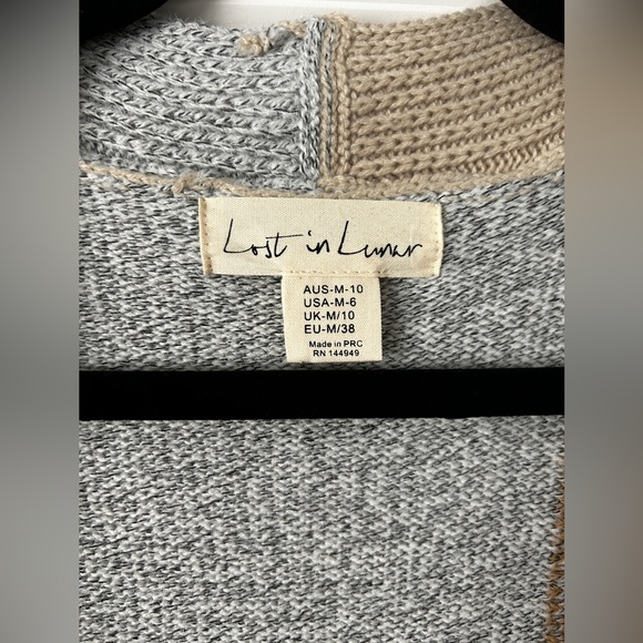 Lost in Lunar Cardigan - Picture 3 of 3